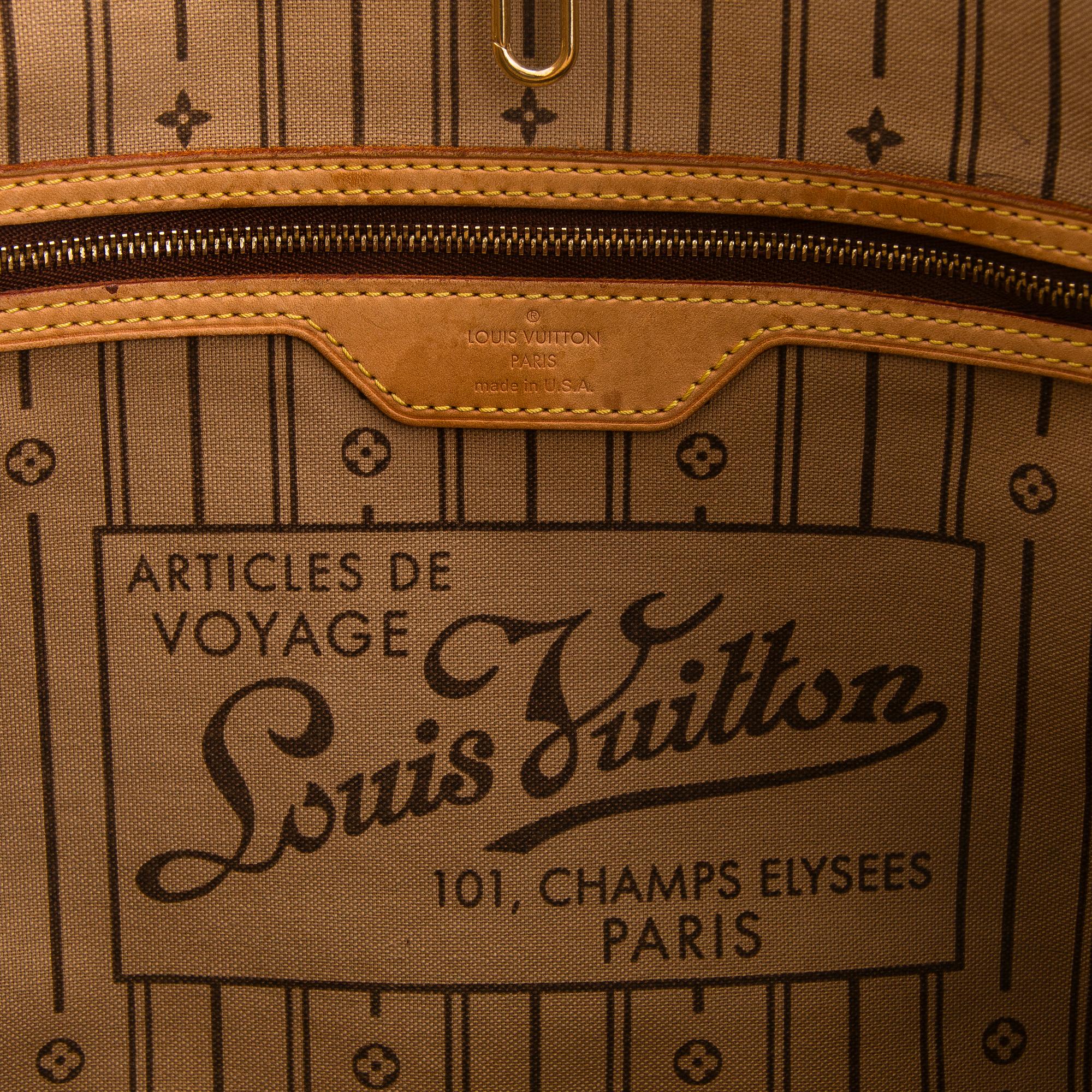 Louis Vuitton, a Monogram Canvas 'Neverfull MM' bag.