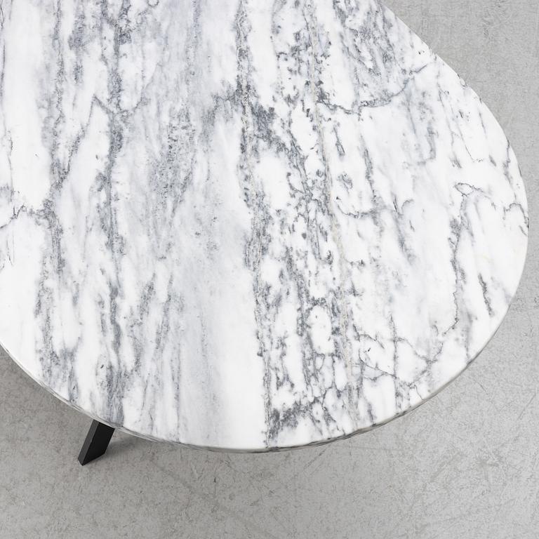 Ida Linnea Hildebrand, dining table, "Saw", Friends & Founders.