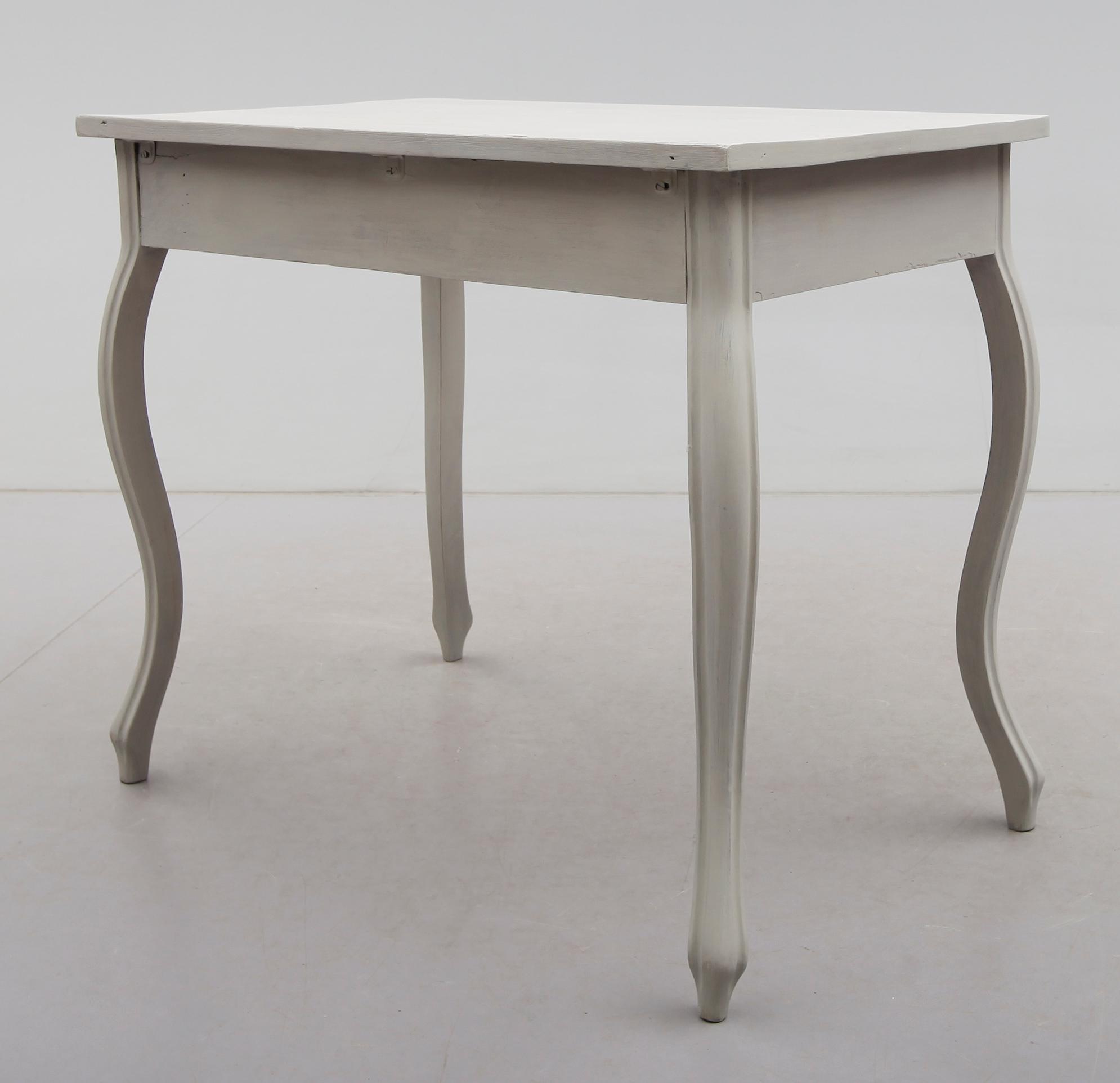 SKRIVBORD, rokokostil, 1800-talets andra hälft.