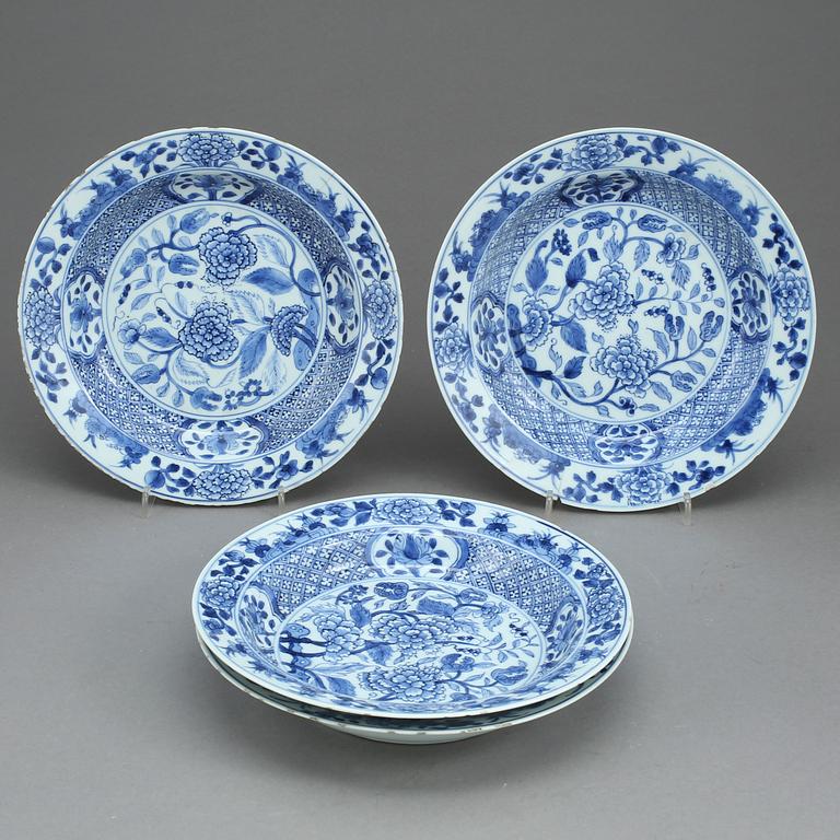 TALLRIKAR, 4 st, porslin, Kina, 1800-tal.
