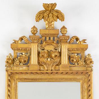 SPEGEL, gustaviansk, 1700-talets slut, med Göteborgs hallstämpel.