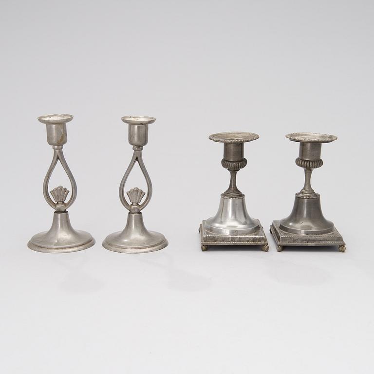 KYNTTILÄNJALKOJA 2 paria, tinaa, valmistajat Oy Taito Ab ja Antti Hakkarainen, 1930-luku.