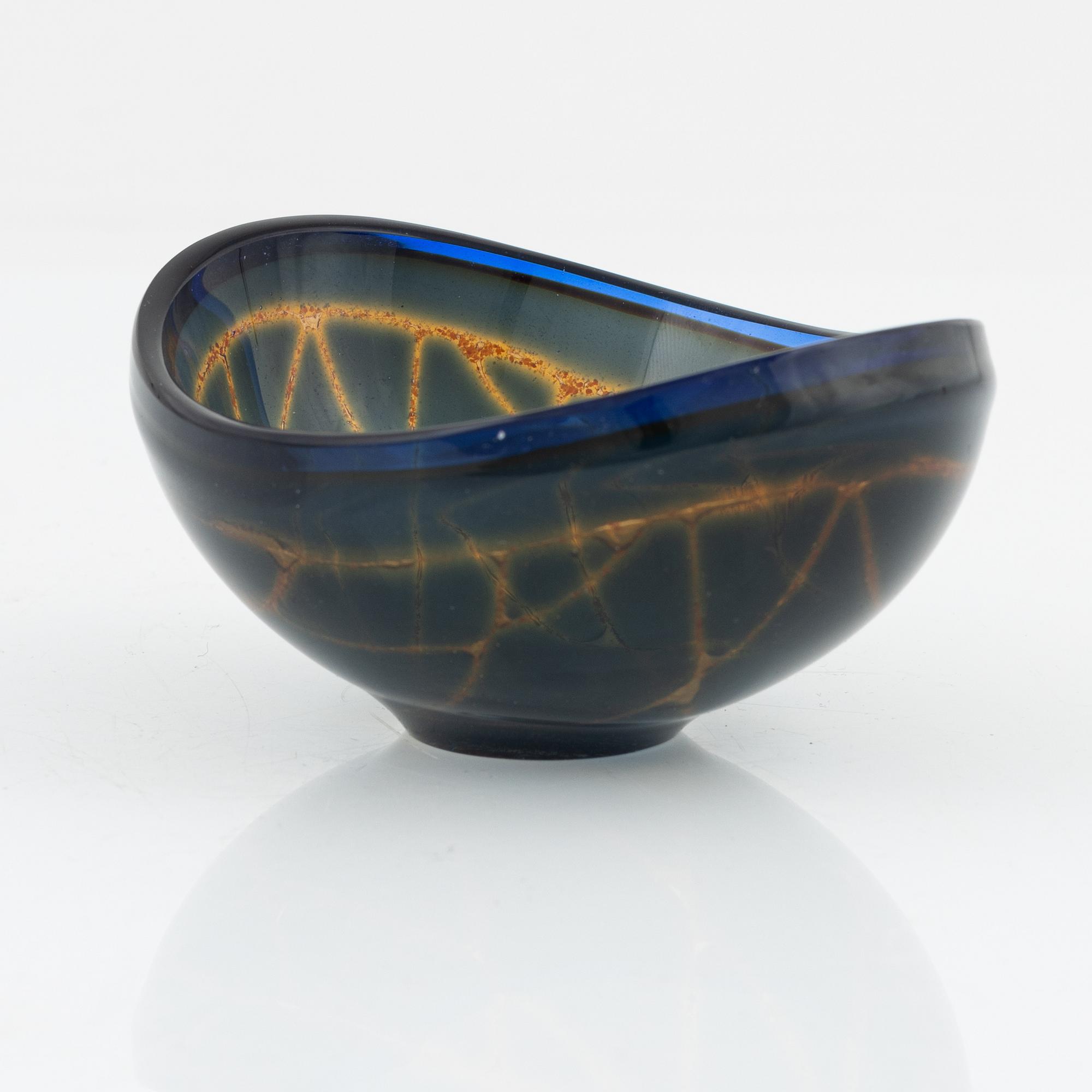 Sven Palmqvist, a 'Ravenna' glass bowl, Orrefors.