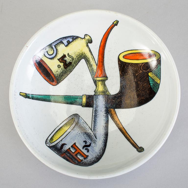A Fornasetti porcelain ash tray, Milan, Italy.
