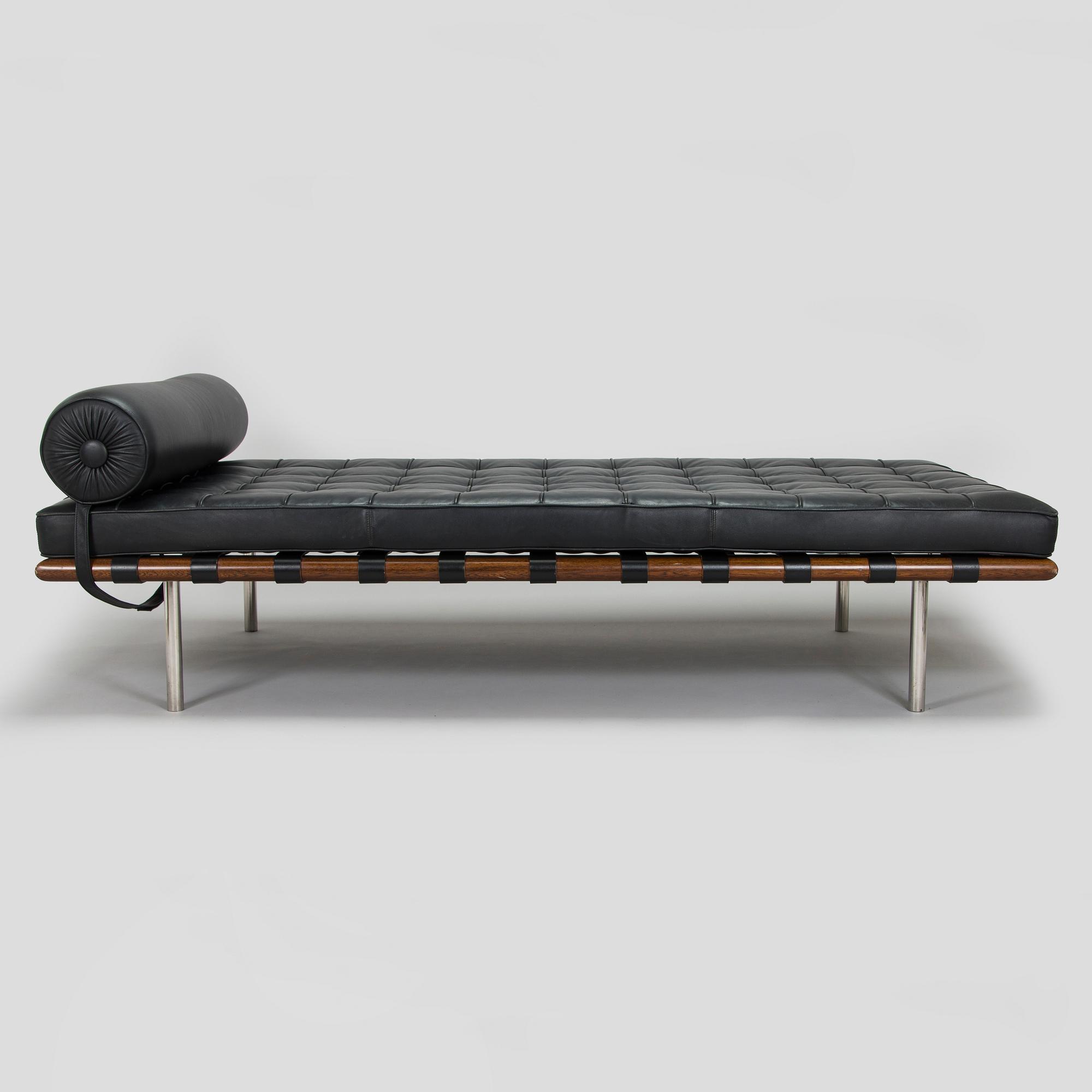 Ludwig Mies van der Rohe, Daybed, "Barcelona" Knoll Studio 2007.
