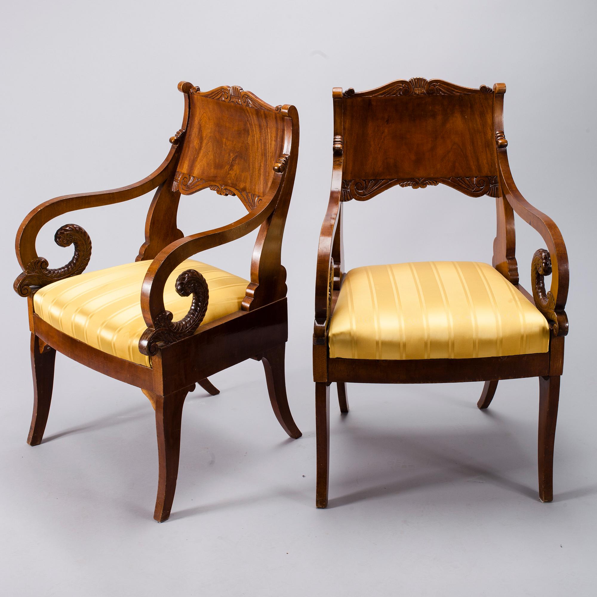 KARMSTOLAR, ett par, biedermeierstil, 1800-talets slut.