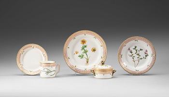 A Royal Copenhagen 'Flora Danica' coffee service, Denmark, 20th Century. (14 pieces).