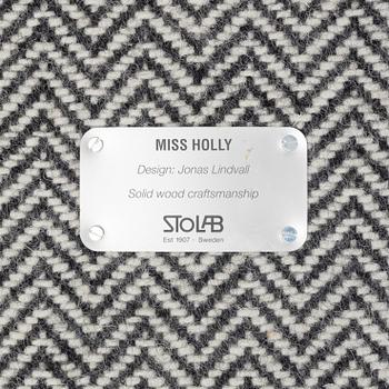 Jonas Lindvall, stolar 4 st, "Miss Holly Upholstered", Stolab, formgiven 2018.