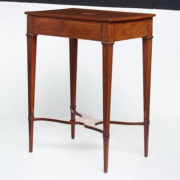 BORD, 1700-talets slut, Sengustavianskt.