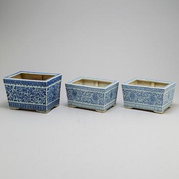 A set of three blue and white flower pots, China, 20th Century.