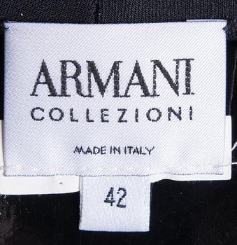 BLUS, Armani.