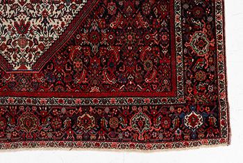 Matta, Sannolikt Feraghan, västra Iran, Omkring år 1900, ca 191 x 129 cm.