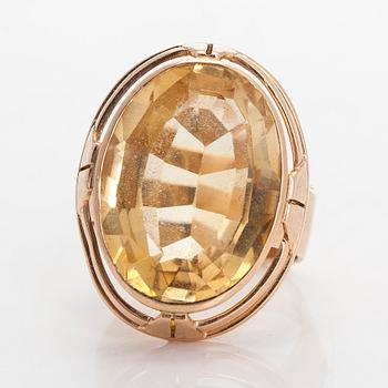Sormus, 14K kultaa ja sitriini, Helge Narsakka.