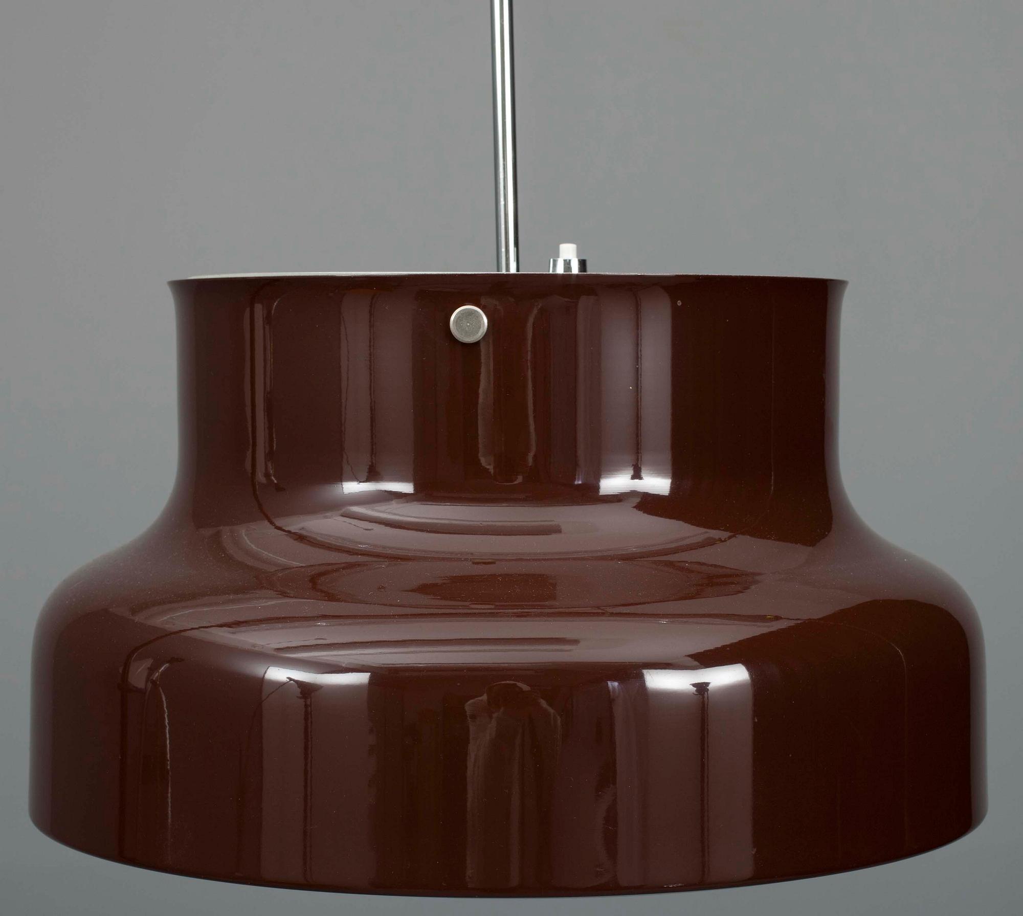 TAKLAMPA, "Bumlingen", Anders Pehrsson för Ateljé Lyktan, Åhus, 1970-tal. H 24. Diam 40.