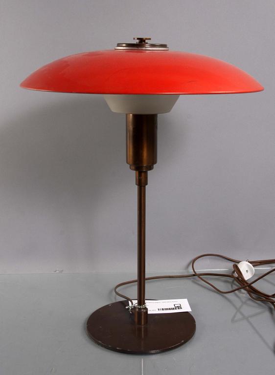 BORDSLAMPA, 1900-talets första hälft.