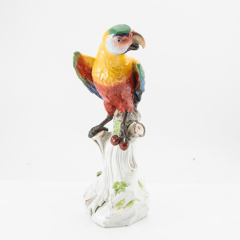 Figure Meissen early 1900s porcelain.