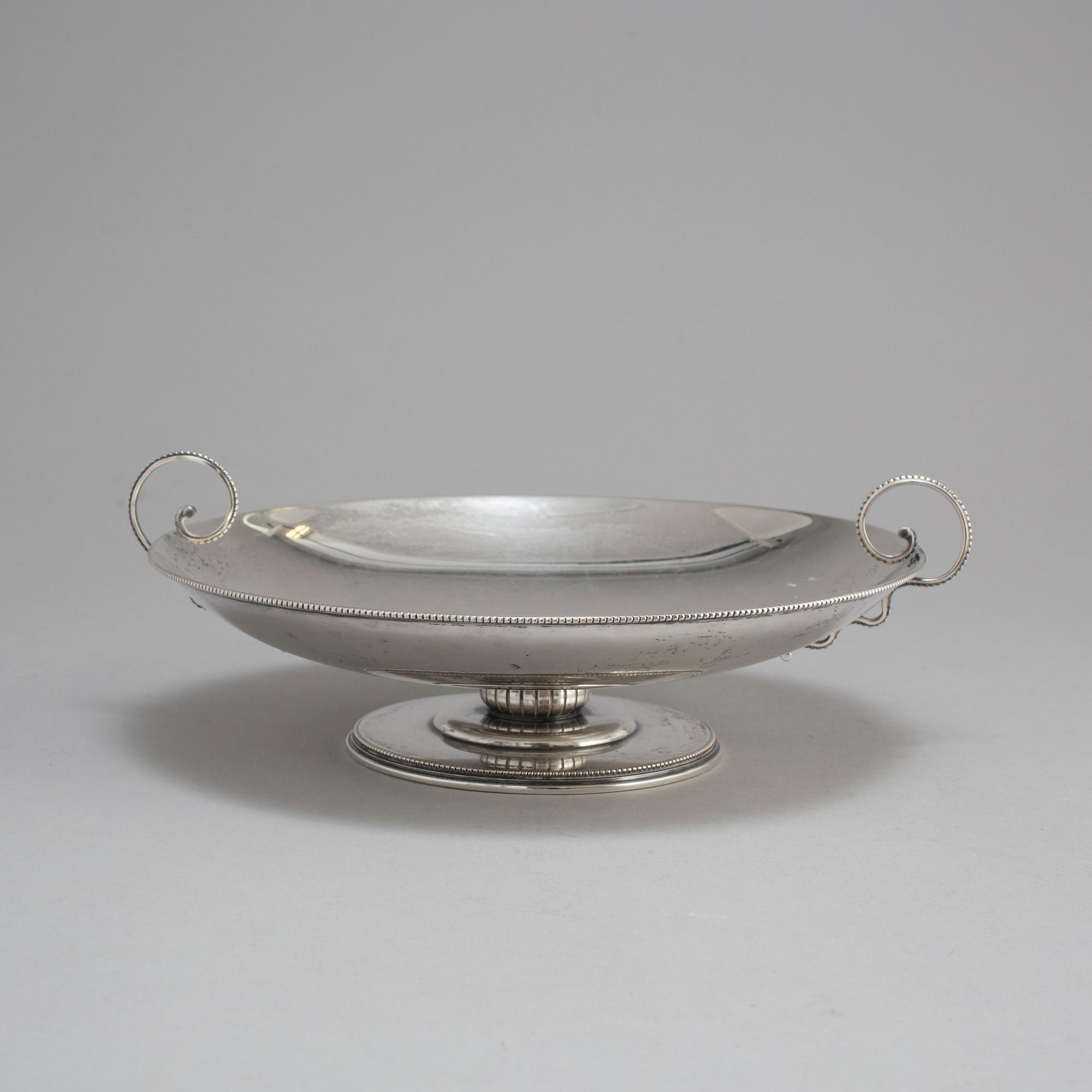 CG HALLBERG, a silver dish from Stockholm, 1933.