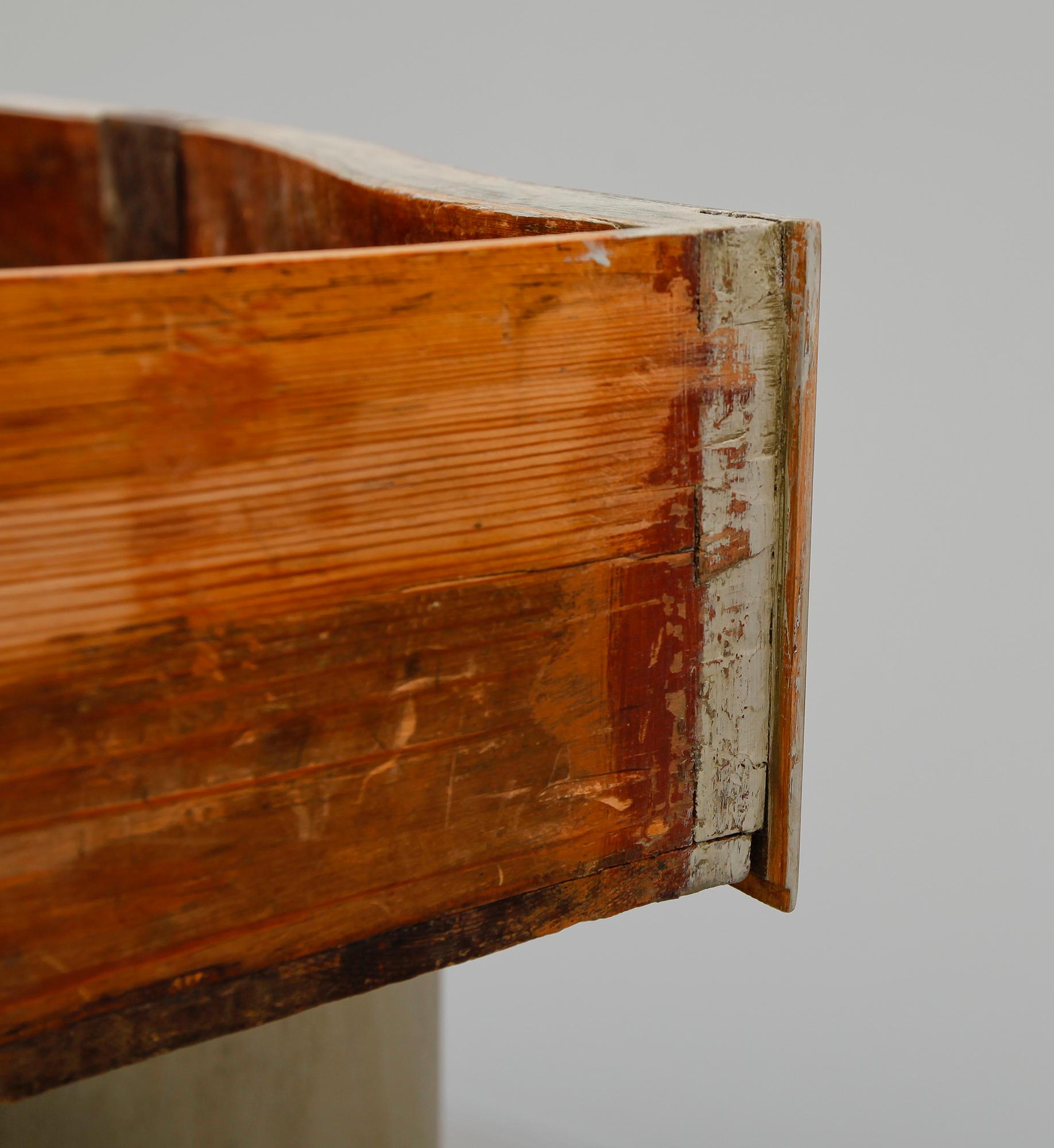 BYRÅ, senbarock, 1700-talets mitt.