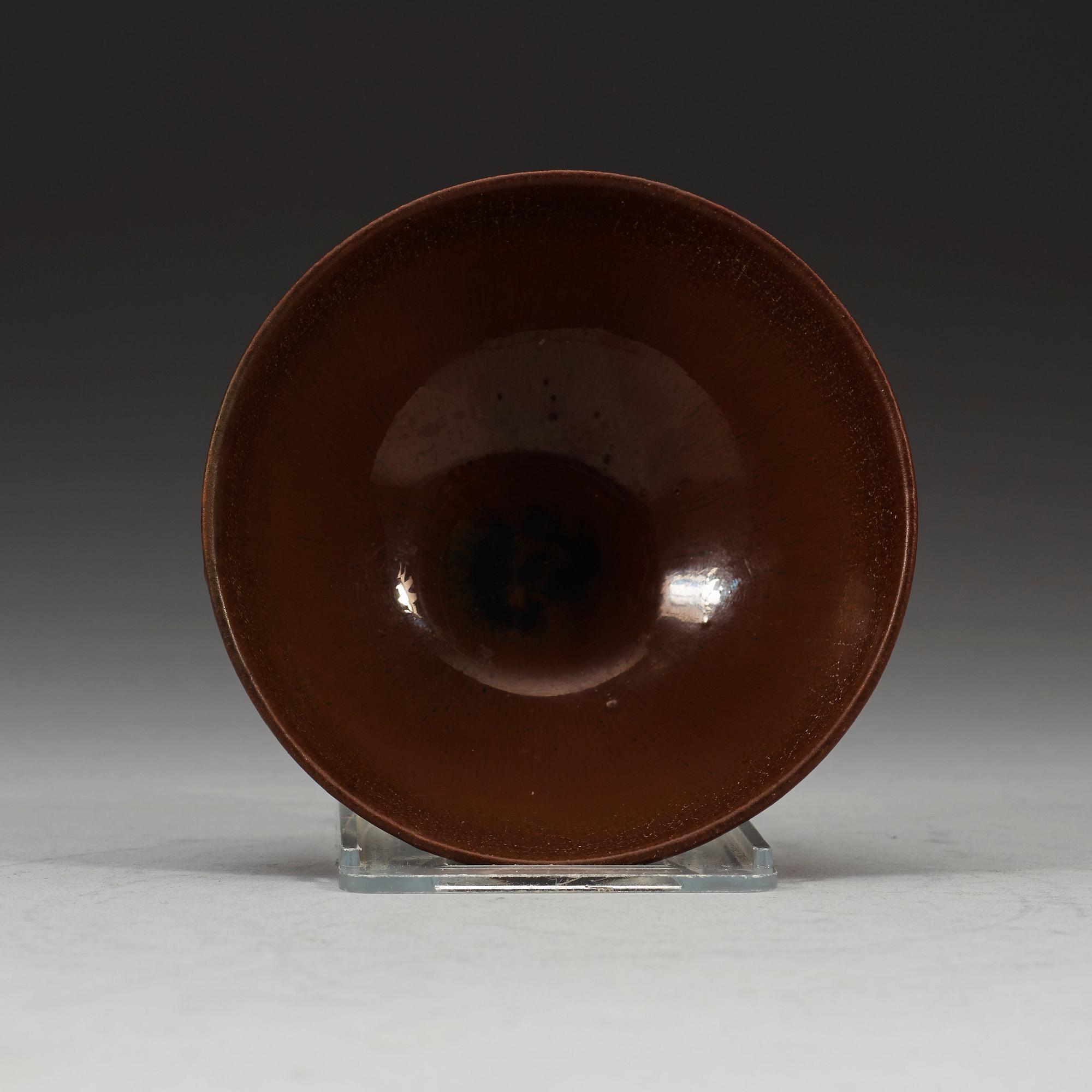 A temmoku bowl, Song dynasty (960-1279).
