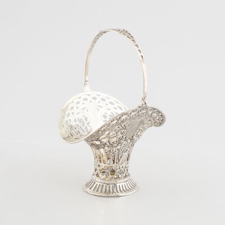 A Rococo style silver 800 sweet-meat basket, 20th Century.