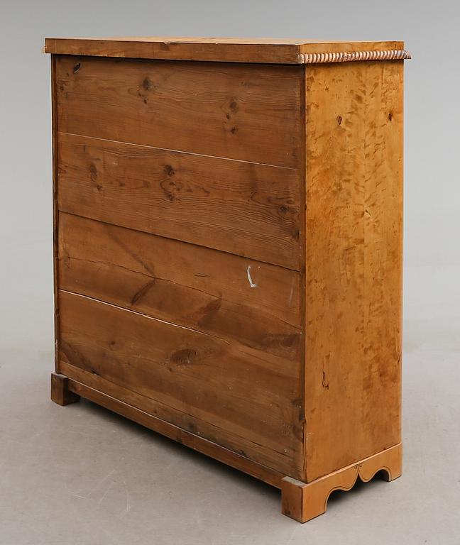 CHIFFONJÉ, 1800-talets mitt.