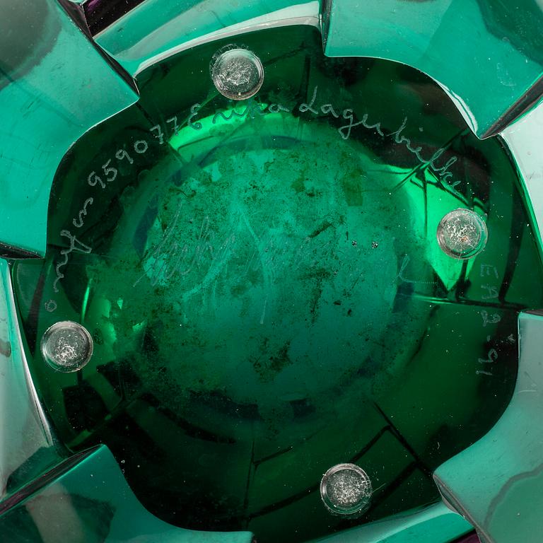 ERIKA LAGERBIELKE, vase in glass, 91. Signed.