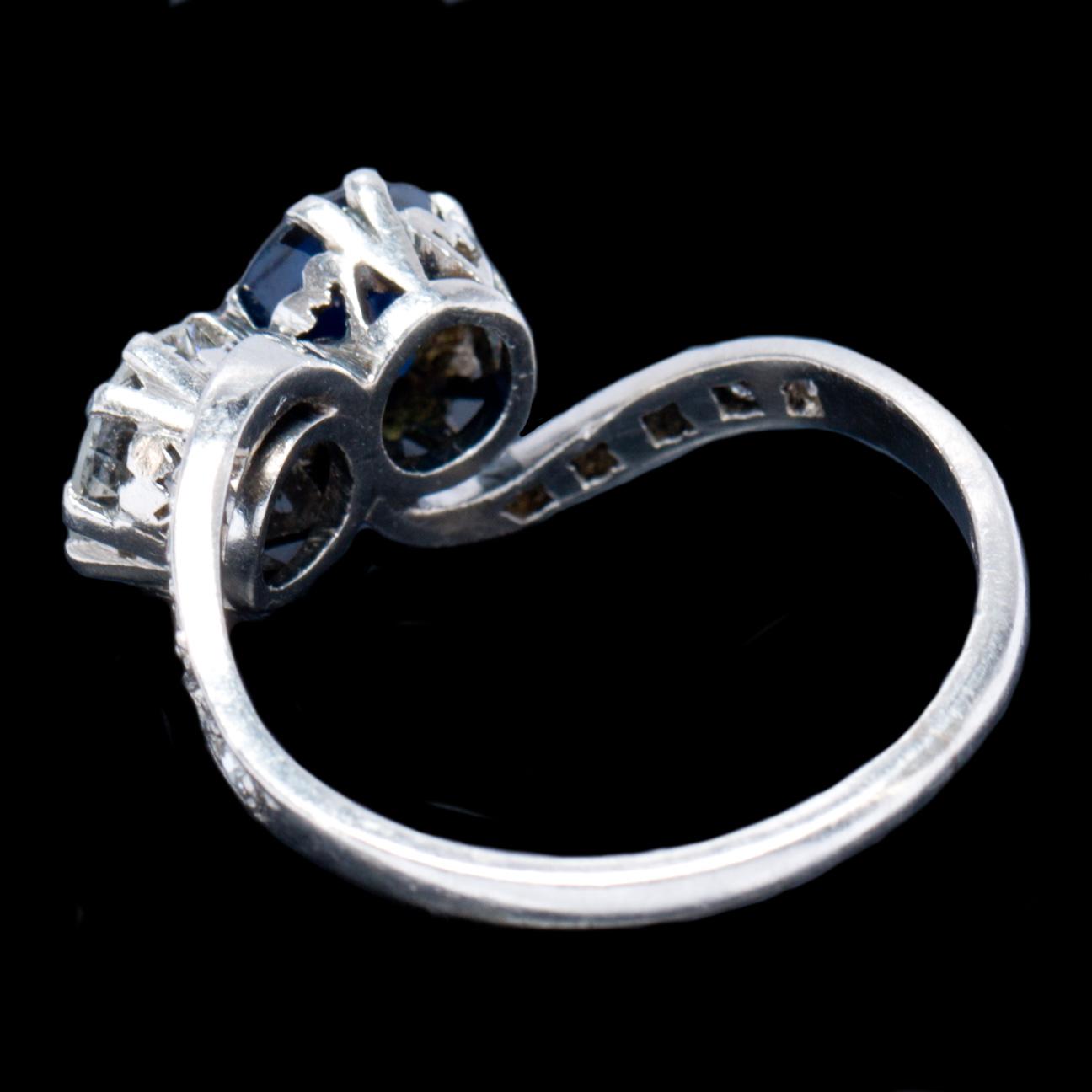 RING, platina, diamant 1.00ct samt safir. Vikt ca 4g.