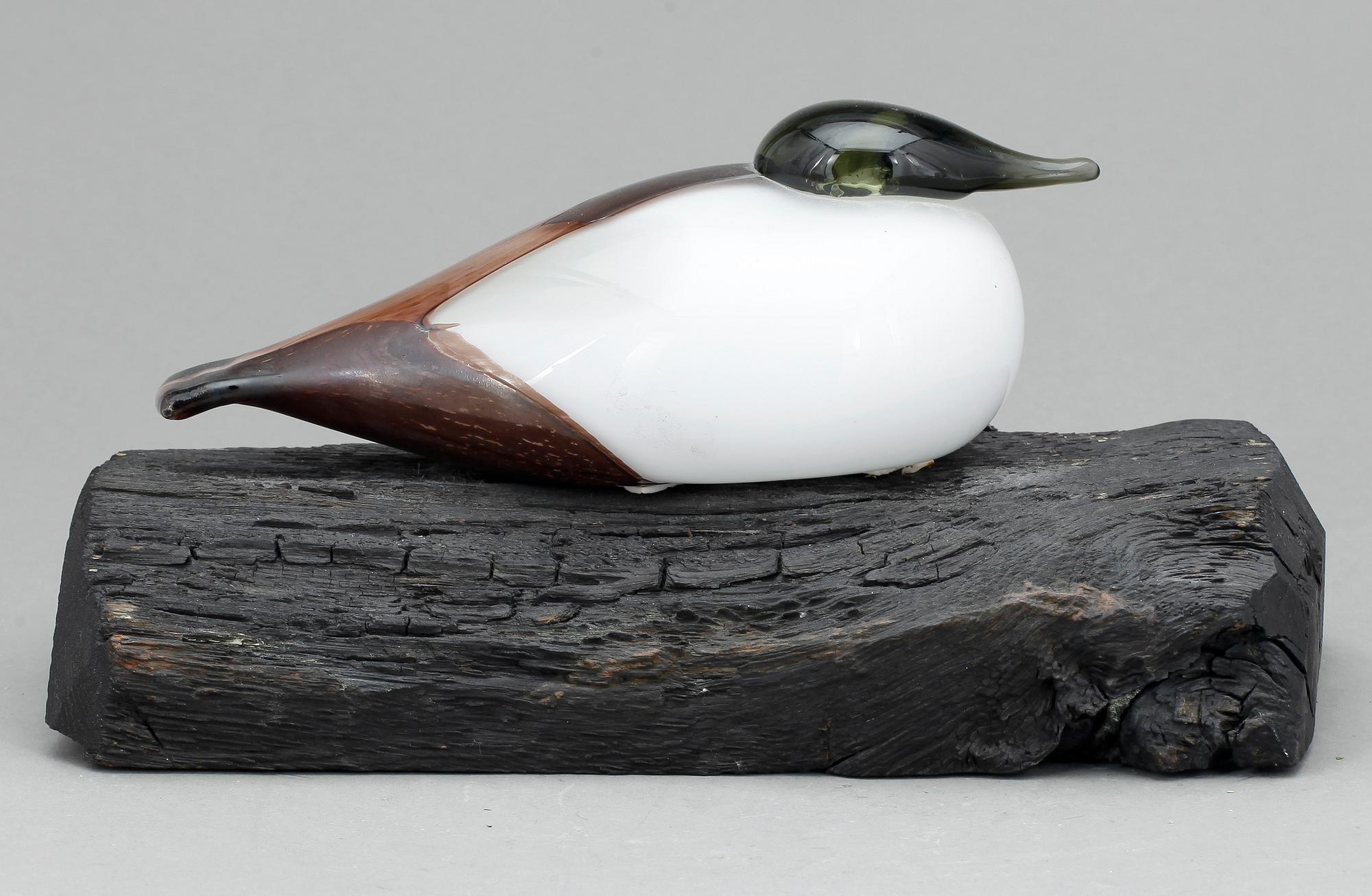 FIGUR, glas, Oiva Toikka, Nuutajärvi, etikettmärkt.