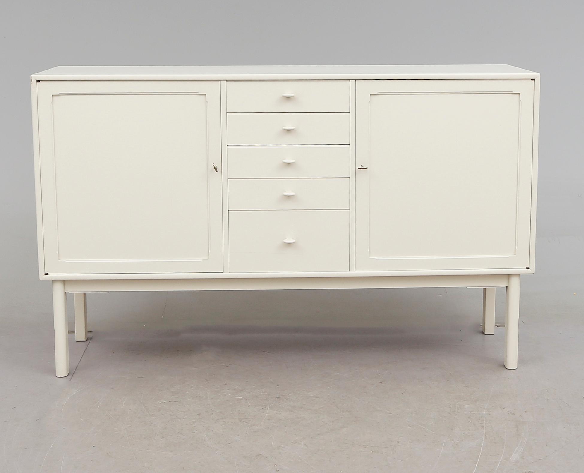 SIDEBOARD, Sven Engström & Gunnar Myrstrand, Bodafors, 1900-talets andra hälft.