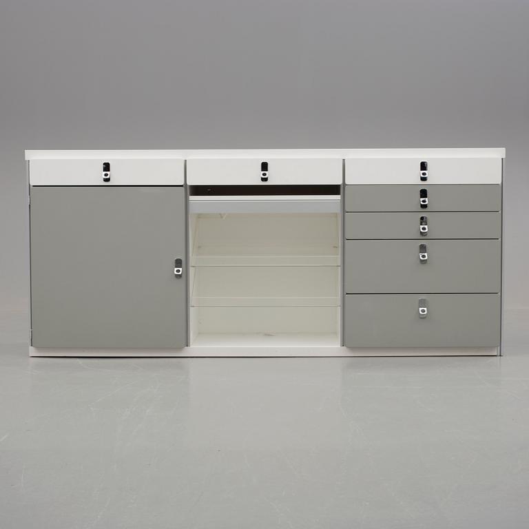 SIDEBOARD, "Avanti", DUX.