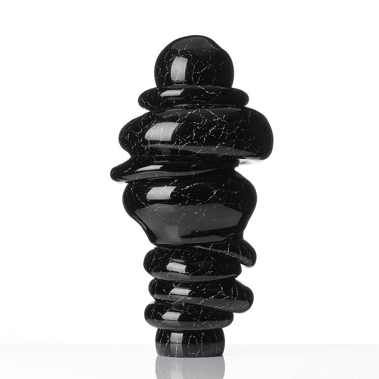 Tony Cragg, "The Spine".