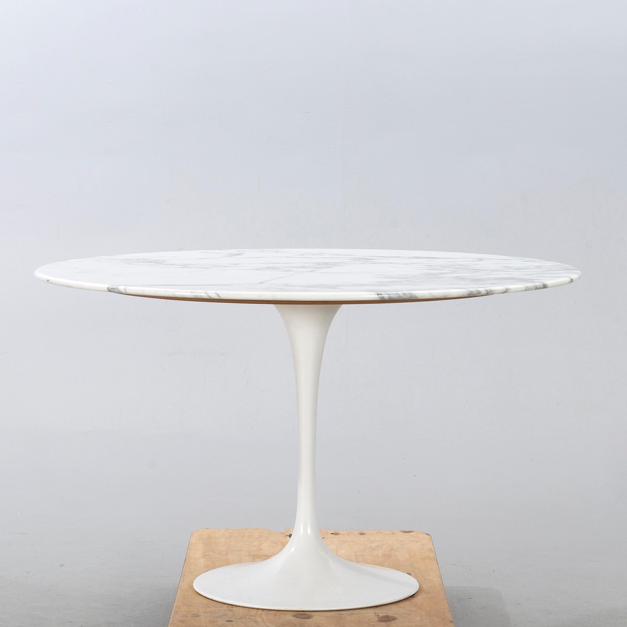 EERO SAARINEN,