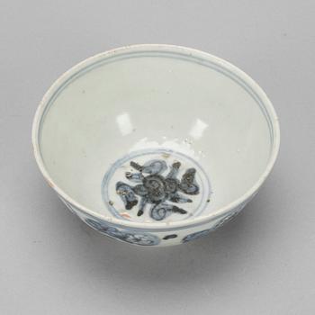 SKÅL, porslin.  Ming dynastin (1368-1644).