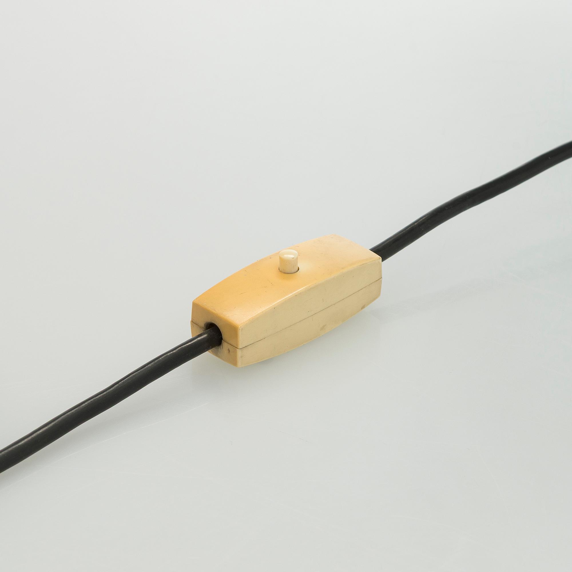 Kazuo Motozawa, Bordslampa, Saturno-serien, 1970-luku.