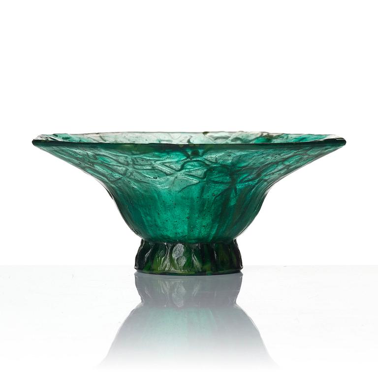 Gabriel Argy-Rousseau, a "Garland" pâte de cristal bowl, model 25.10, France, ca. 1925.