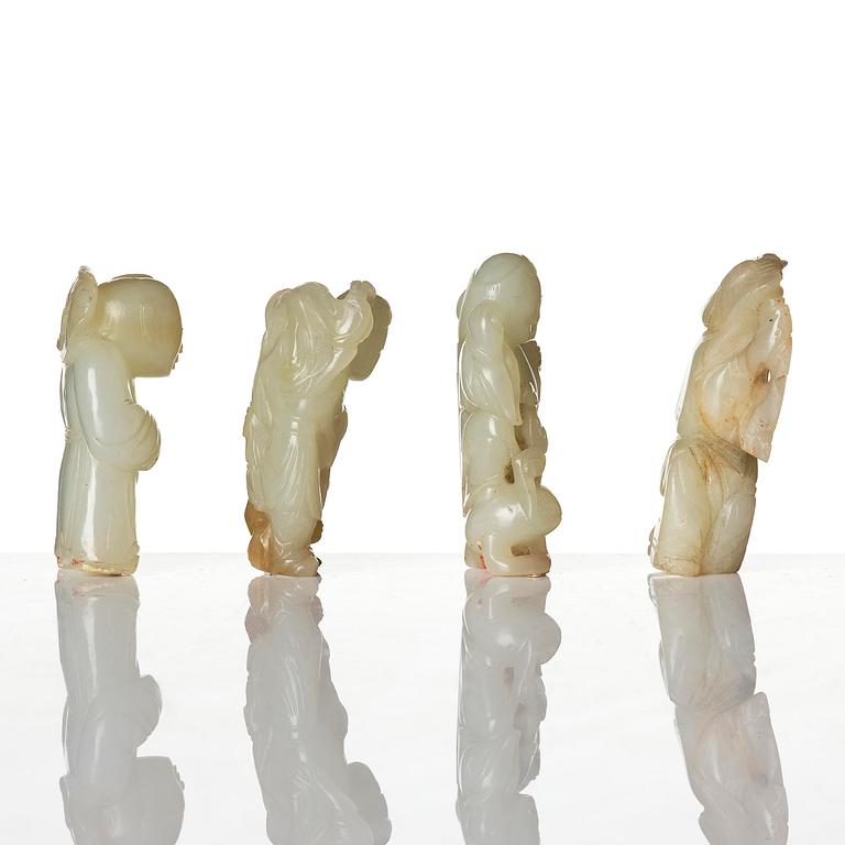 Figuriner, fyra stycken, jade. Qingdynastin, 1800-/1900-tal.