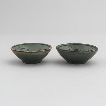 A set of two Chinese ceramic cups, Ming dynasty (1358-1644).