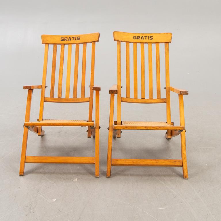A pair of early 1900s deck chairs.