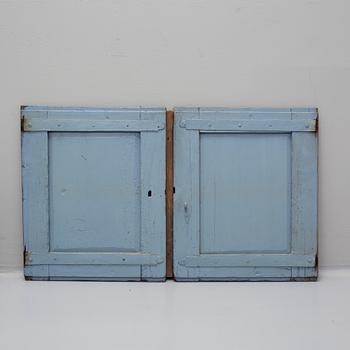 A set of Swedish doors to a cupboard. First half of the 19th century.