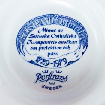 KAFFE och MATSERVIS, 107 delar, flintgods, "Ostindia", Rörstrand.