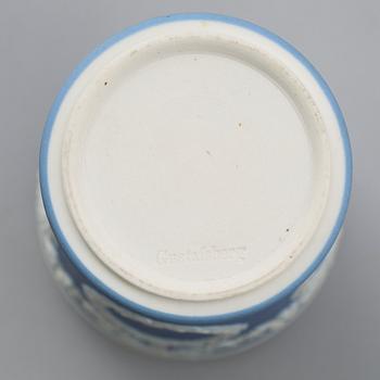 SAMLING JASPERWARE, 5 delar, Gustafsberg, omkring år 1900.