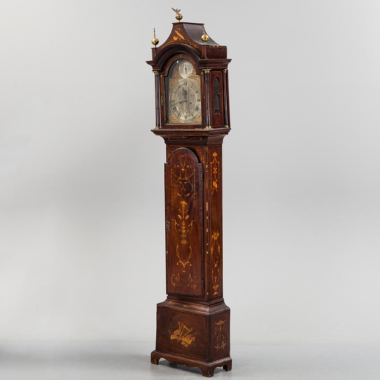 An English longcase clock from around year 1800.