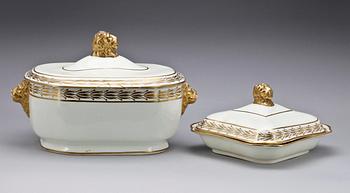 MATSERVIS, 60 delar, benporslin, empire, troligen England, 1800-talets första hälft.