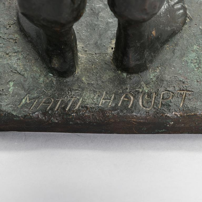 MATTI HAUPT, pronssi, signeerattu.