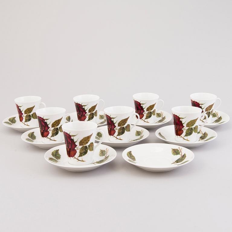 A 22(+1)-piece porcelain coffee set,  "Ruusu" (Rose), Anneli Qveflander & Ulla Procopé. In produktion 1957-1969.
