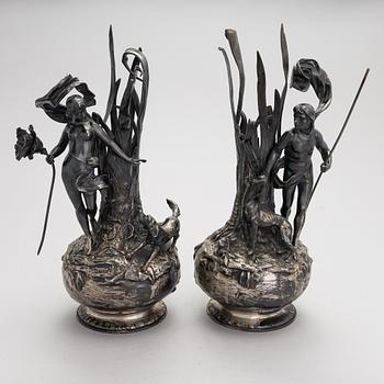 Vaser, 2 st, försilvrad metall, art nouveau, WMF, 1900-talets början.