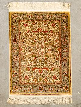 A silk Hereke rug. 120x80 cm.
