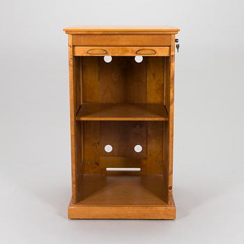 A 21st century jalousie cabinet by Boknäs.
