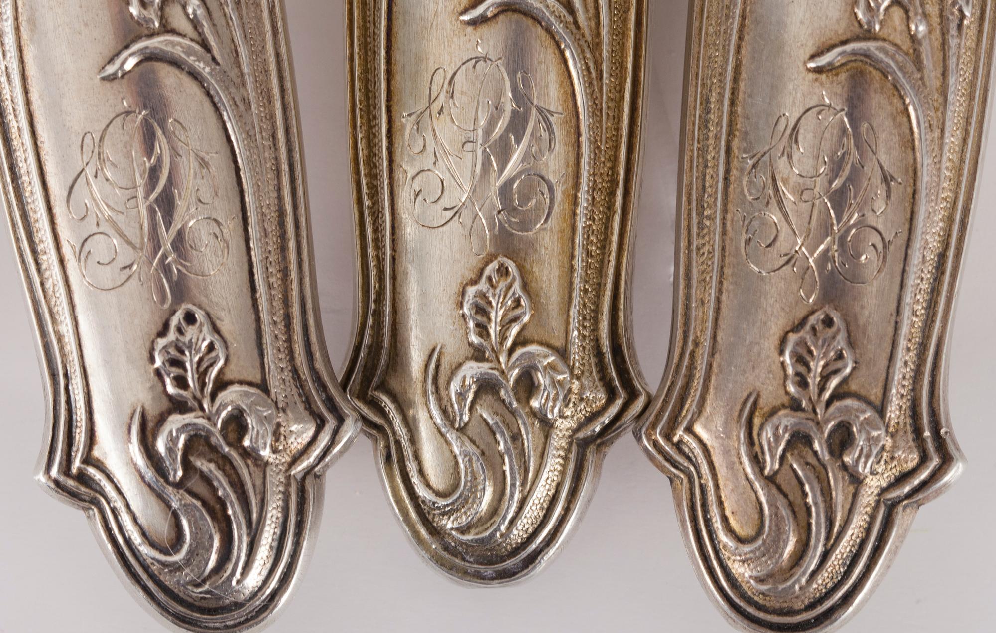 SERVERINGSBESTICK, 3 delar, silver och delvis förgyllda, Frankrike ca 1900.