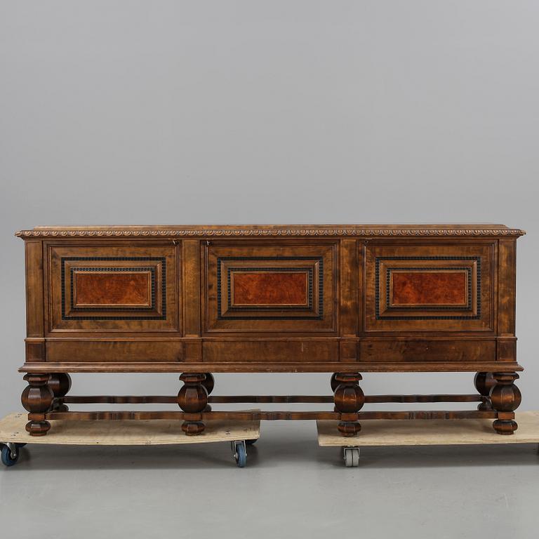 SKÄNK, barockstil, 1900-tal.